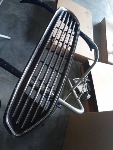 2016 Ford Fusion Energi Se Plug in Upper Upper Used OEM Upper Grille used OEM grille