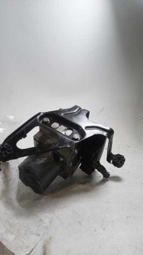 2013 BMW X6 Used OEM ABS Pump and Motor Assembly used OEM ABS pump and module assembly