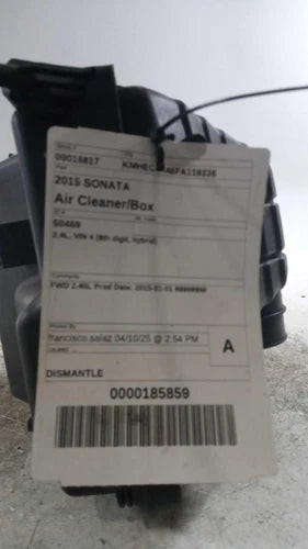 2015 Hyundai Sonata 2.4L VIN 4 8TH Digit Hybrid Used OEM Air Cleaner Assembly used OEM air cleaner assembly