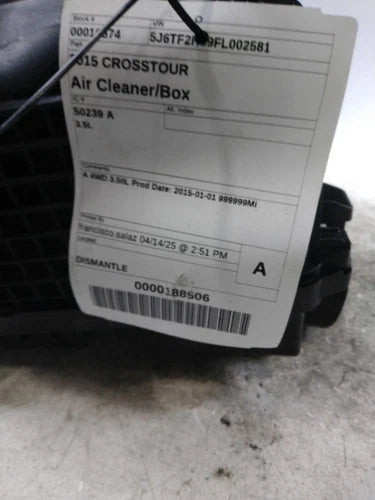 2015 Honda Crosstour 3.5 Used OEM Air Cleaner Assembly used OEM air cleaner assembly