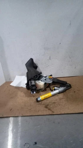 2015 Chevrolet Malibu Bucket VIN 1 4TH Dig Used OEM Front Left Seat Belt Front used OEM seat belt