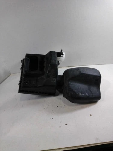 2021 Subaru Impreza Used OEM Air Cleaner Assembly used OEM air cleaner assembly