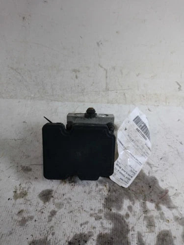 2015 Chrysler Town & Country Pump Only Gr Used OEM ABS Pump and Motor Assembly used OEM ABS pump and module assembly