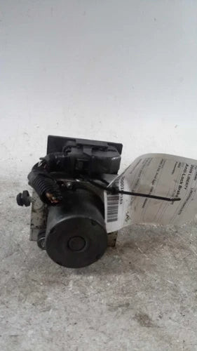 2009 Jeep Liberty Used OEM ABS Pump and Motor Assembly used OEM ABS pump and module assembly
