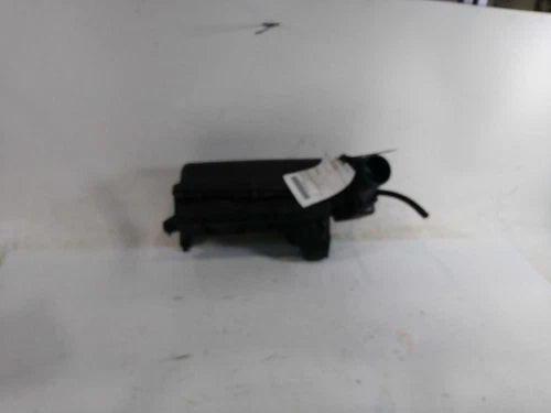 2016 MINI Countryman John Cooper Works Used OEM Air Cleaner Assembly used OEM air cleaner assembly