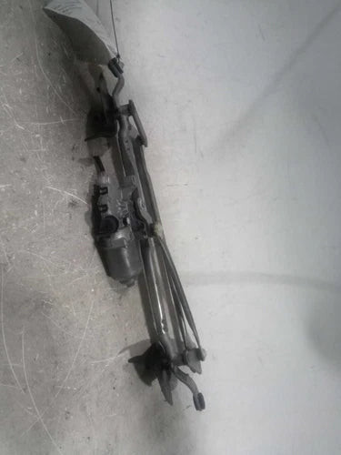2018 Mitsubishi Outlander Used OEM Windshield Wiper Motor used OEM wiper motor