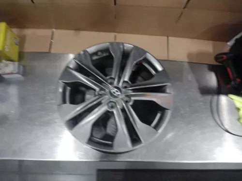 2013 Hyundai Santa Fe 17X7 Alloy 10 Spoke Sport W/Tpms Used OEM Wheel used OEM wheel
