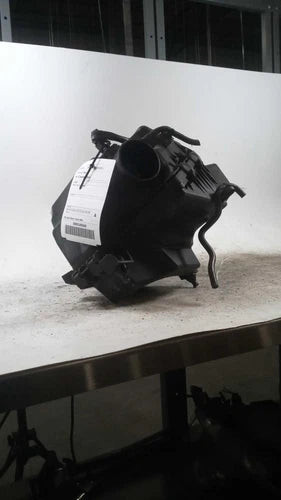 2016 Nissan Altima Sdn 2.5L 4 Cylinder Used OEM Air Cleaner Assembly used OEM air cleaner assembly