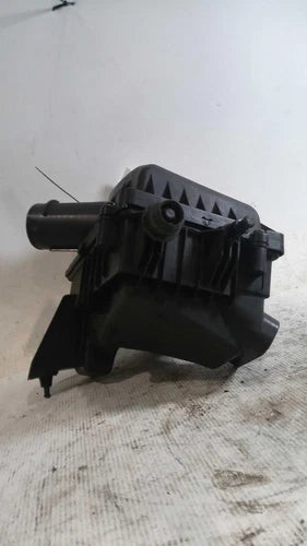 2018 Chevrolet Sonic 1.8L VIN G 8TH Digit Opt Lw Used OEM Air Cleaner Assembly used OEM air cleaner assembly