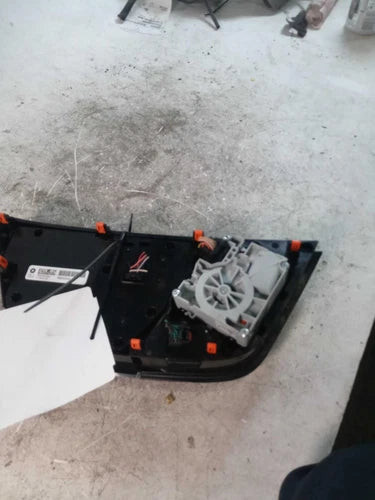 2017 Chrysler Pacifica Front 3 Zone Temperature C Used OEM A/C Selector Switch used OEM A/C climate control module