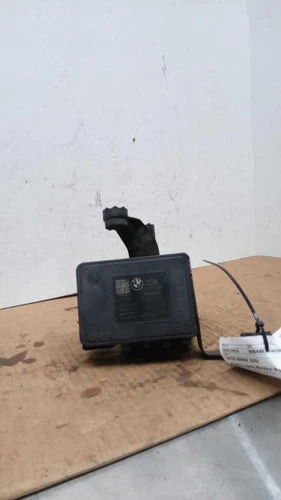 2016 BMW 320I Used OEM ABS Pump and Motor Assembly used OEM ABS pump and module assembly