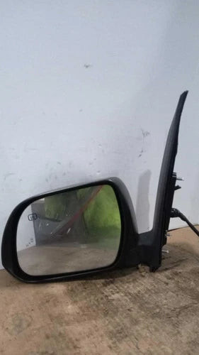 2018 Toyota Sienna power w/blind spot alert w/o came Used OEM door mirror used OEM door mirror