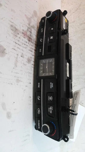 2015 Hyundai Genesis Sdn CO2 sensor Ultimate Grad Used OEM A/C climate control module used OEM A/C climate control module