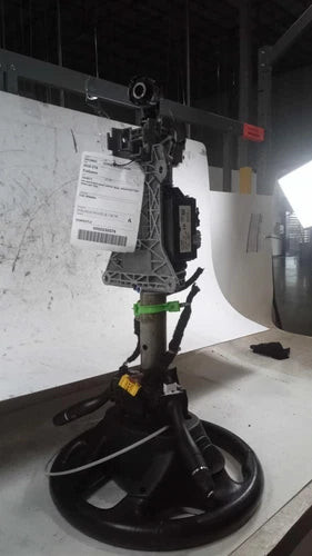 2018 Cadillac Ct6 w/o automated speed control Base w/ Used OEM steering column used OEM steering column