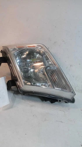 2019 Nissan Frontier Left Used OEM headlight used OEM headlight