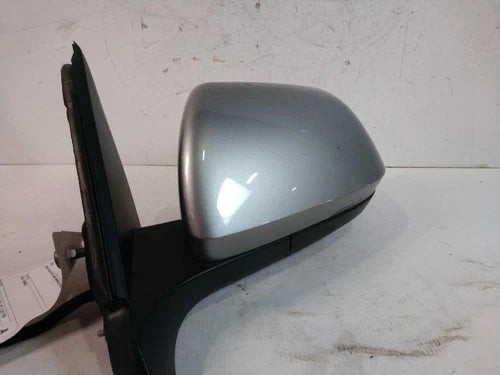 2021 Volkswagen Atlas power manual folding w/o memor Used OEM door mirror used OEM door mirror