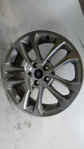2020 Ford Escape 19x7 aluminum 15 spoke machined face with blac Used OEM wheel used OEM wheel