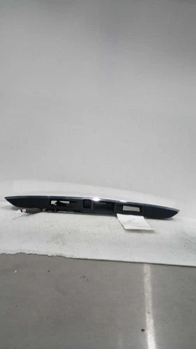 2014 Nissan Pathfinder camera rear view liftgate r Used OEM park assist camera used OEM park assist camera