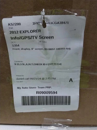 2012 Ford Explorer Front display 8`` screen ID B Used OEM infotainment display used OEM infotainment display
