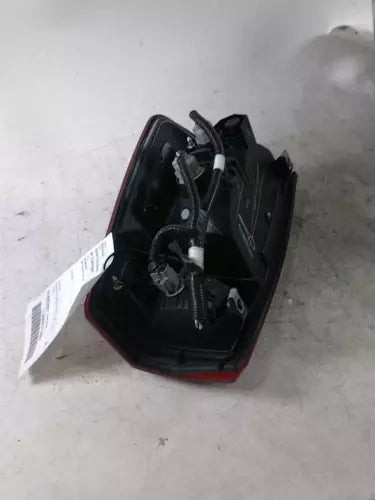2020 Toyota Tacoma w/o bezel trim Right Gra Used OEM tail light used OEM tail light