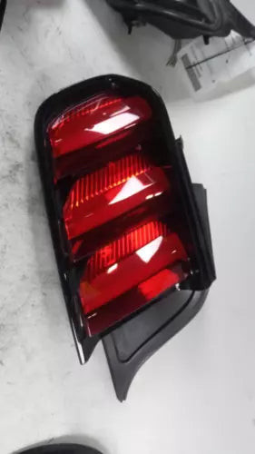 2017 Ford Mustang w/o chrome trim Left Used OEM tail light used OEM tail light
