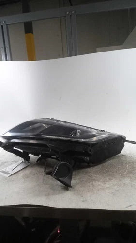 2018 Honda Odyssey halogen w/o LED daytime ru Used OEM headlight used OEM headlight