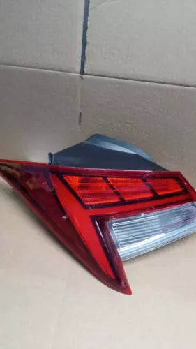 2022 Hyundai Elantra Korea built incan Used OEM tail light used OEM tail light