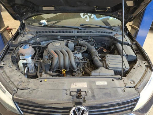 2014 Volkswagen Jetta Sdn halogen Left Used OEM headlight used OEM headlight