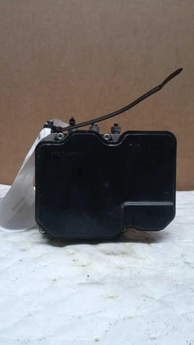 Used Toyota RAV4 2016 ABS Pump Motor Assembly OEM Maroon 6 Month Warranty used OEM ABS pump and module