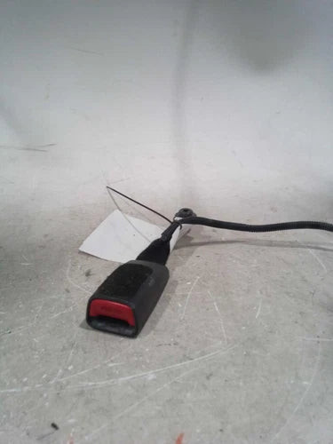 2017 Hyundai Elantra Sedan US built passe Used OEM seat belt assembly used OEM seat belt assembly
