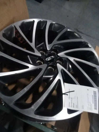 2019 Lincoln Nautilus OEM Grey 20" Wheel 6 Month Warranty Used SUV Part used OEM wheel