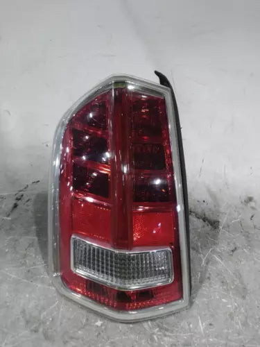 2013 Chrysler 300 w/rear fog lamps w/smoked Used OEM tail light used OEM tail light
