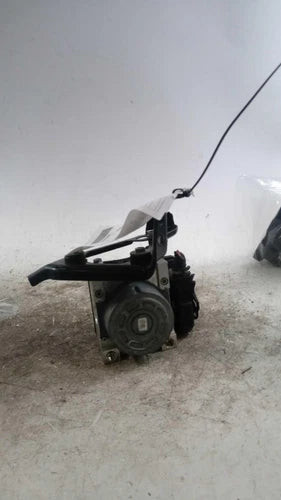 2017 Honda Pilot modulator assembly w/pre-crash system Used OEM ABS pump and module used OEM ABS pump and module
