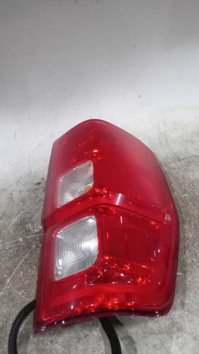 2022 Ford Ranger w/o blind spot alert Right Used OEM tail light used OEM tail light
