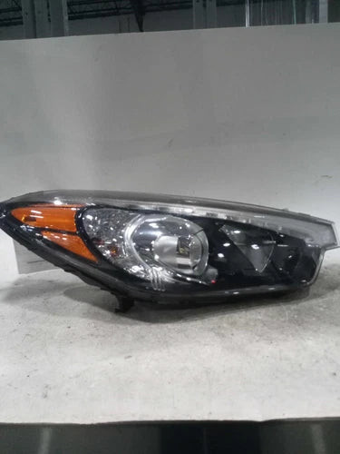2014 Kia Forte halogen w/LED accents Right G Used OEM headlight used OEM headlight