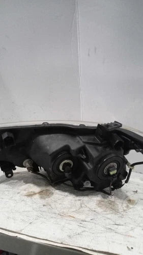 2015 Nissan Quest halogen Right Used OEM headlight used OEM headlight