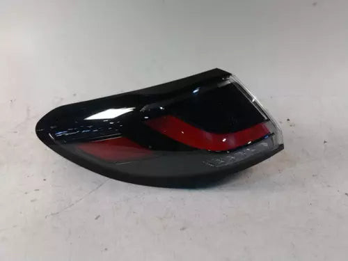 2023 Honda Hr-v quarter mounted Left Used OEM tail light used OEM tail light