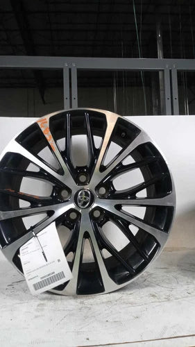 2020 Toyota Camry 18x8 alloy 20 spoke silver and black Used OEM wheel used OEM wheel