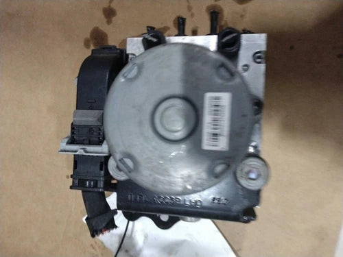 2021 Kia Sportage actuator and pump assem Used OEM ABS pump and module used OEM ABS pump and module