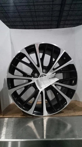 2019 Toyota Camry 18x8 alloy 20 spoke silver and black Used OEM wheel used OEM wheel