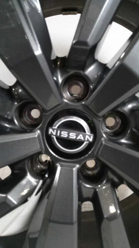 2022 Nissan Pathfinder 18x8 5 split spoke dark gray Used OEM wheel used OEM wheel