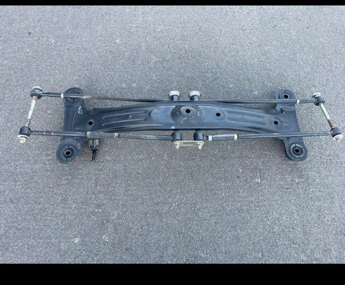 1992-1996 Toyota Camry ES300 95 96 Avalon Rear Subframe Crossmember K-Frame OEM used OEM rear subframe and crossmember