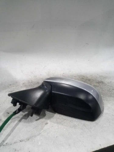 2018 Subaru Forester power w/o turn signal heated bo Used OEM door mirror used OEM door mirror