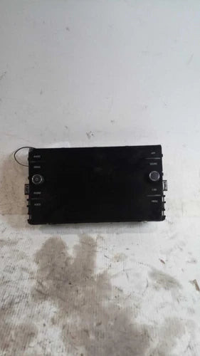 2022 Volkswagen Taos display and control 8`` scr Used OEM infotainment display used OEM infotainment display