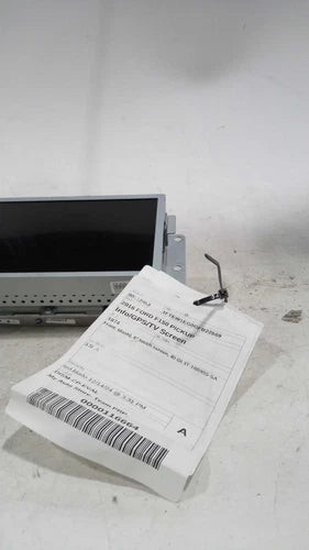 2016 Ford f150 pickup Front dash 8`` touch Used OEM infotainment display used OEM infotainment display