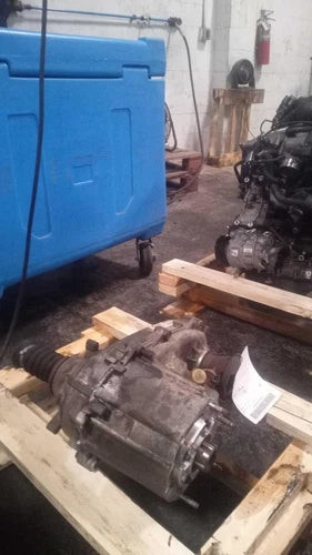 2004 Jeep Liberty Transfer Case Assembly OEM 6 Mo Warranty Used Brown used OEM transfer case