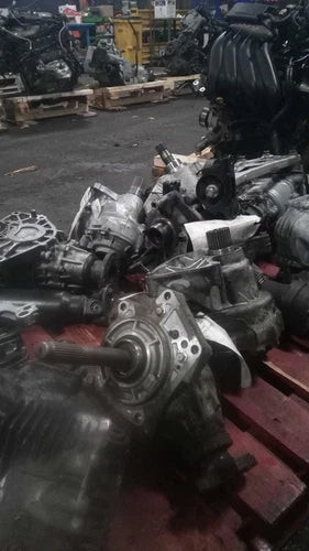 2009 Nissan Rogue Transfer Case Assembly OEM Used Grey 113K Miles 6 Mo Warranty used OEM transfer case