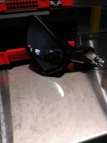 2016 Chevrolet Camaro heated opt DD1 Right Used OEM door mirror used OEM door mirror