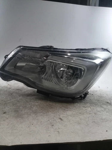 2017 Subaru Forester halogen Left Used OEM headlight used OEM headlight