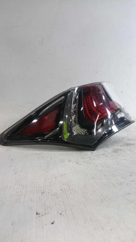 2016 Lexus gs350 quarter panel mounted Used OEM tail light used OEM tail light